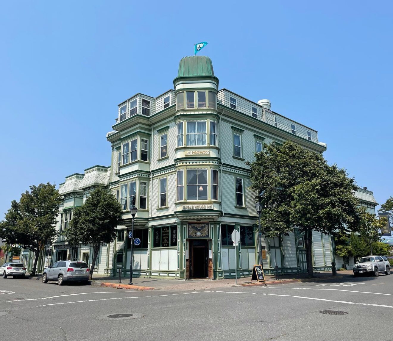 California's Redwood Coast: Now I lay me down to sleep at Inn at 2nd & C