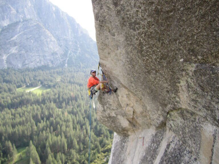 Steve leads the overhanging Kor Roof, the crux of the climb.